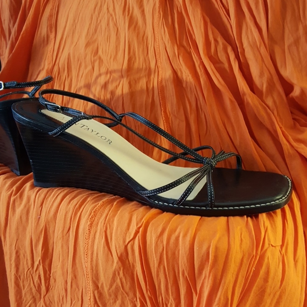 Wedges - Picture 2 of 5